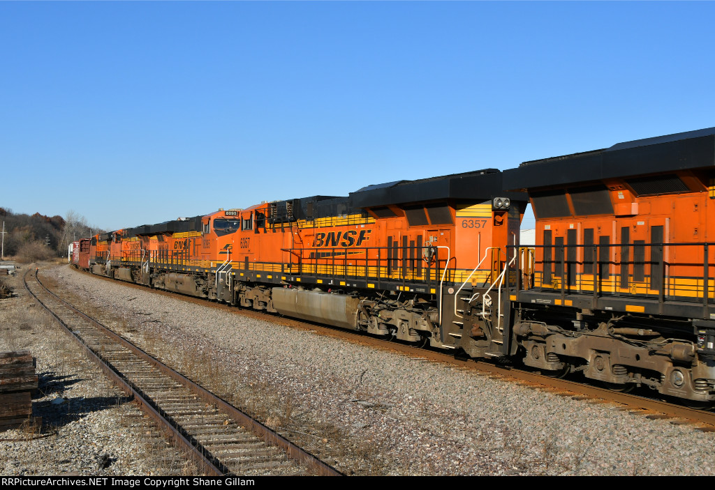 BNSF 6357 Roster shot.